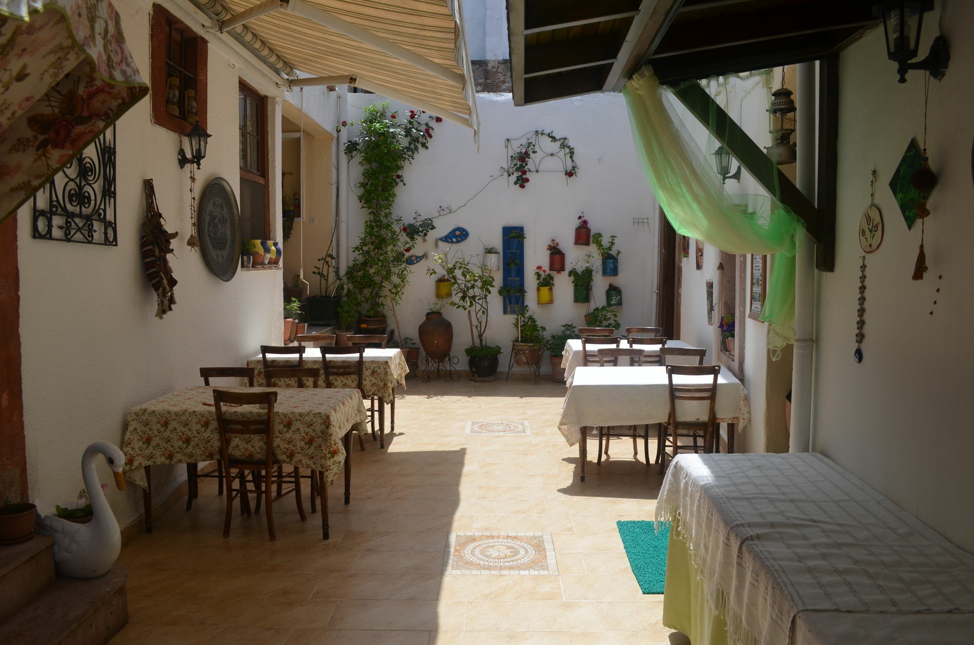 Bonjour Pension Ayvalı 外观 照片